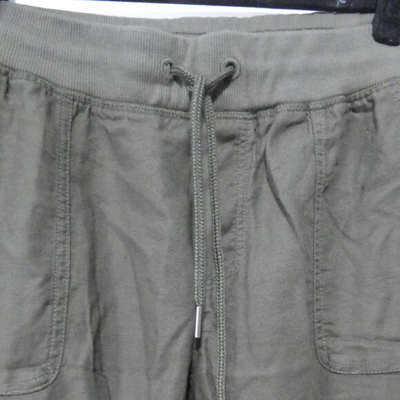 COMMUNITY - Aritzia | xs - extra small | Olive Green Cargo Joggers | NWOT - Picture 4 of 16